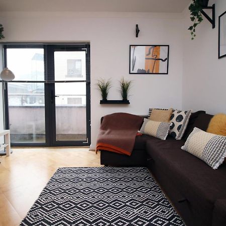 קארדיף Centrally Located Spacious 2Br | Cohost Partners מראה חיצוני תמונה