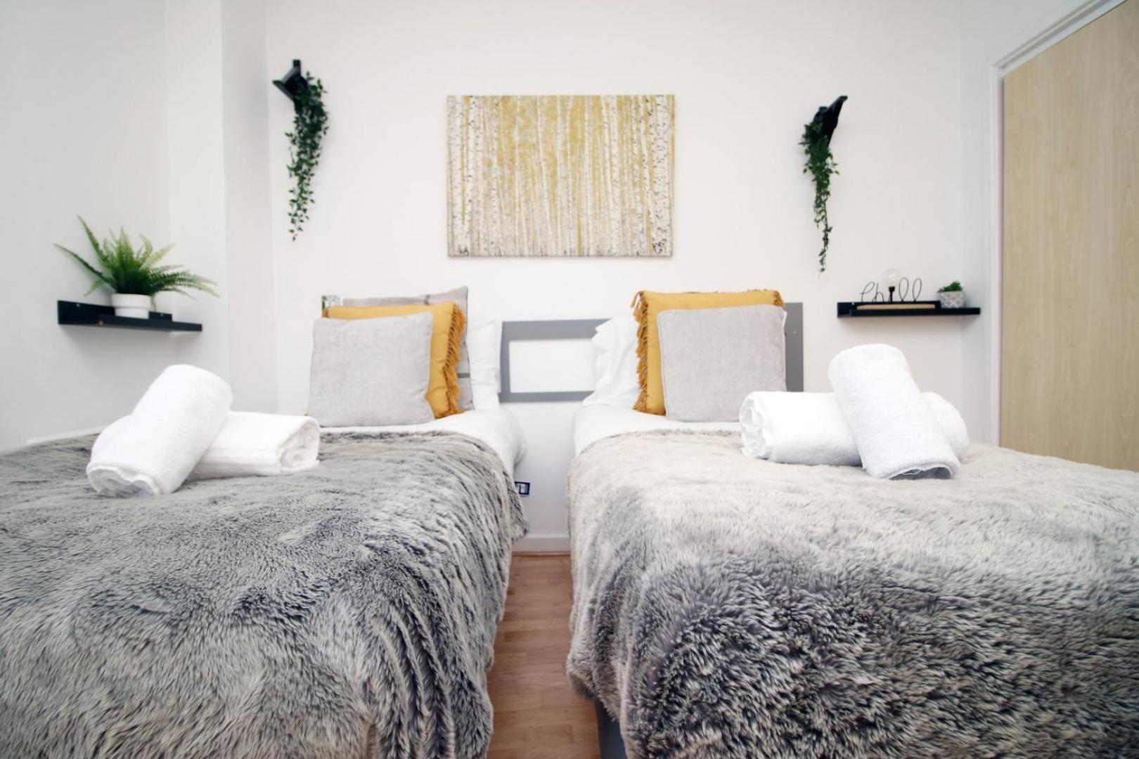 קארדיף Centrally Located Spacious 2Br | Cohost Partners מראה חיצוני תמונה