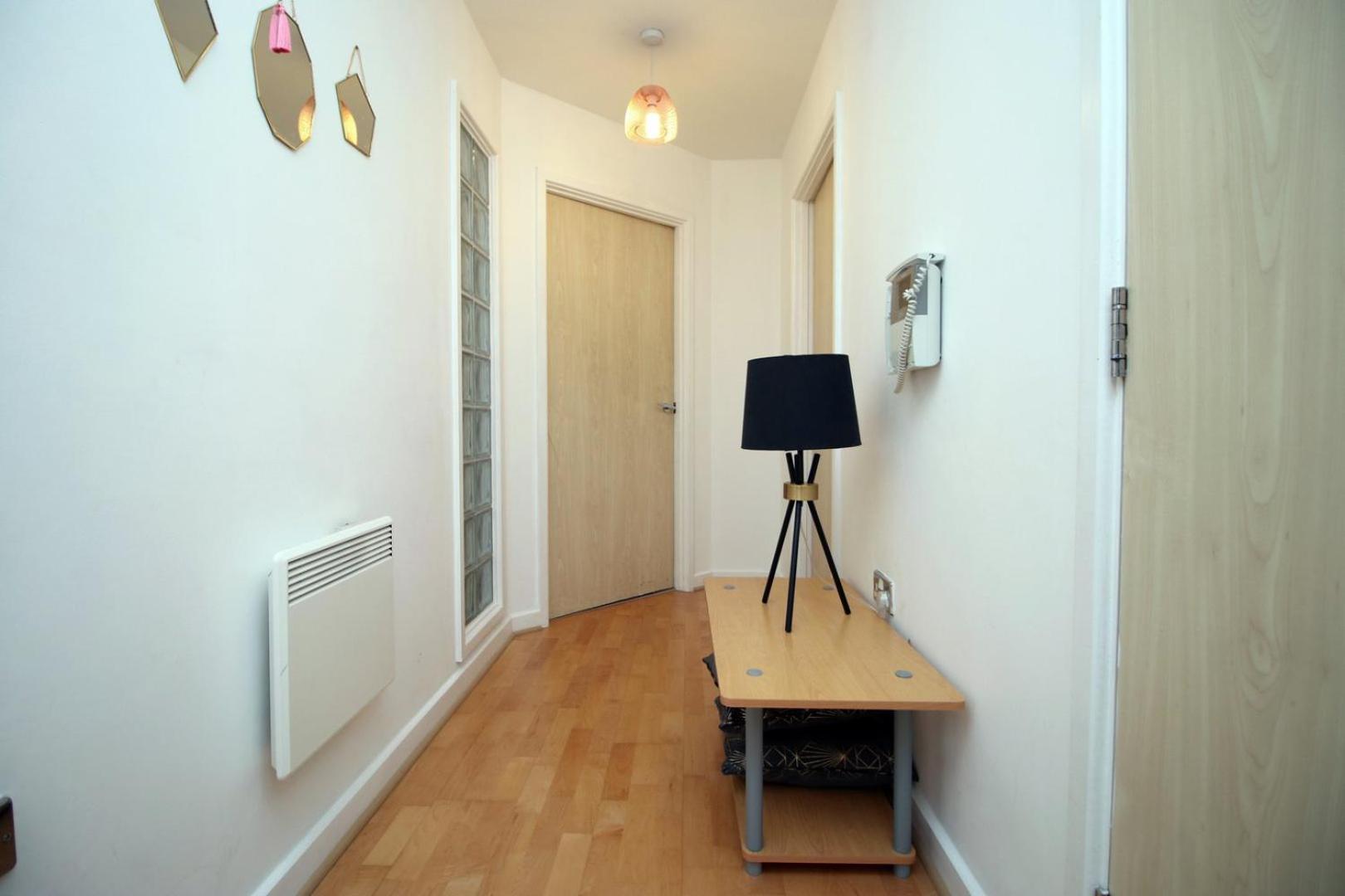 קארדיף Centrally Located Spacious 2Br | Cohost Partners מראה חיצוני תמונה