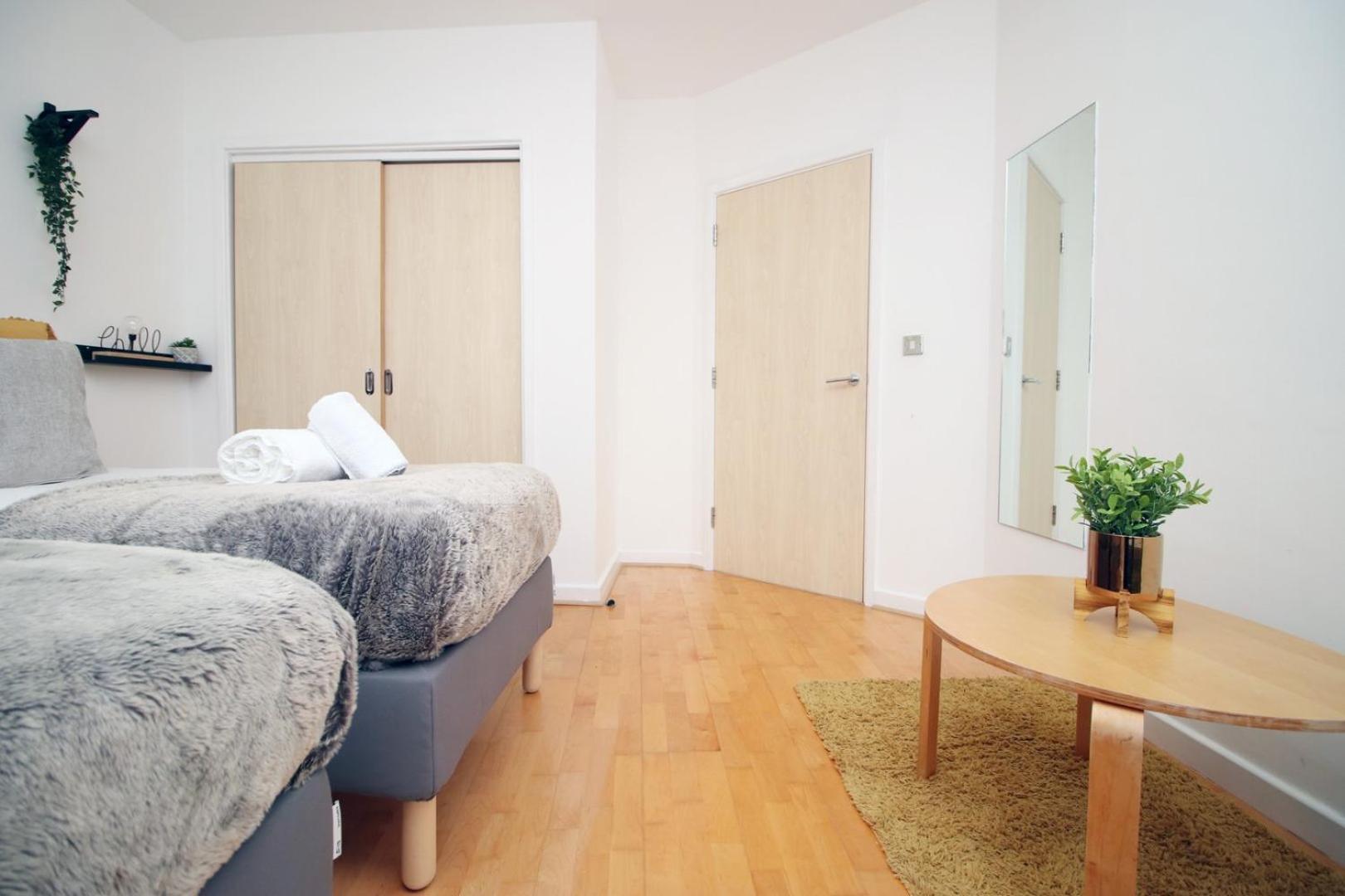 קארדיף Centrally Located Spacious 2Br | Cohost Partners מראה חיצוני תמונה